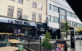 Stunning 1 Bed Central Flat